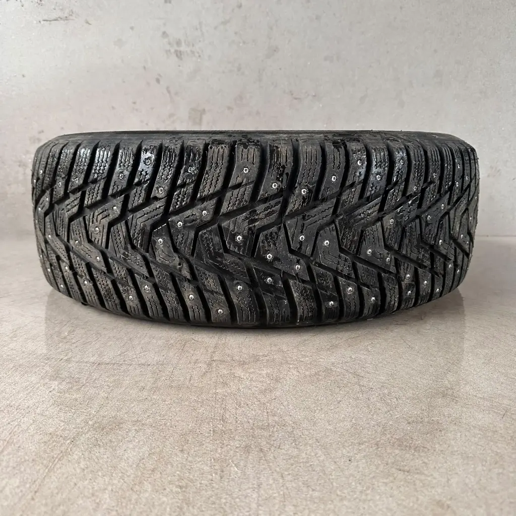 215/55R18 99T Hankook Winter I*Pike RS2 Käytetty nastarengas 7mm DOT-25