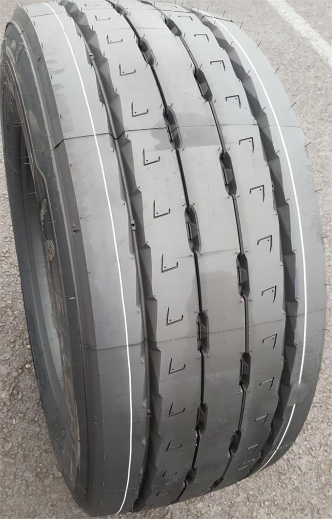 235/75R17.5 143J MICHELIN X MULTI