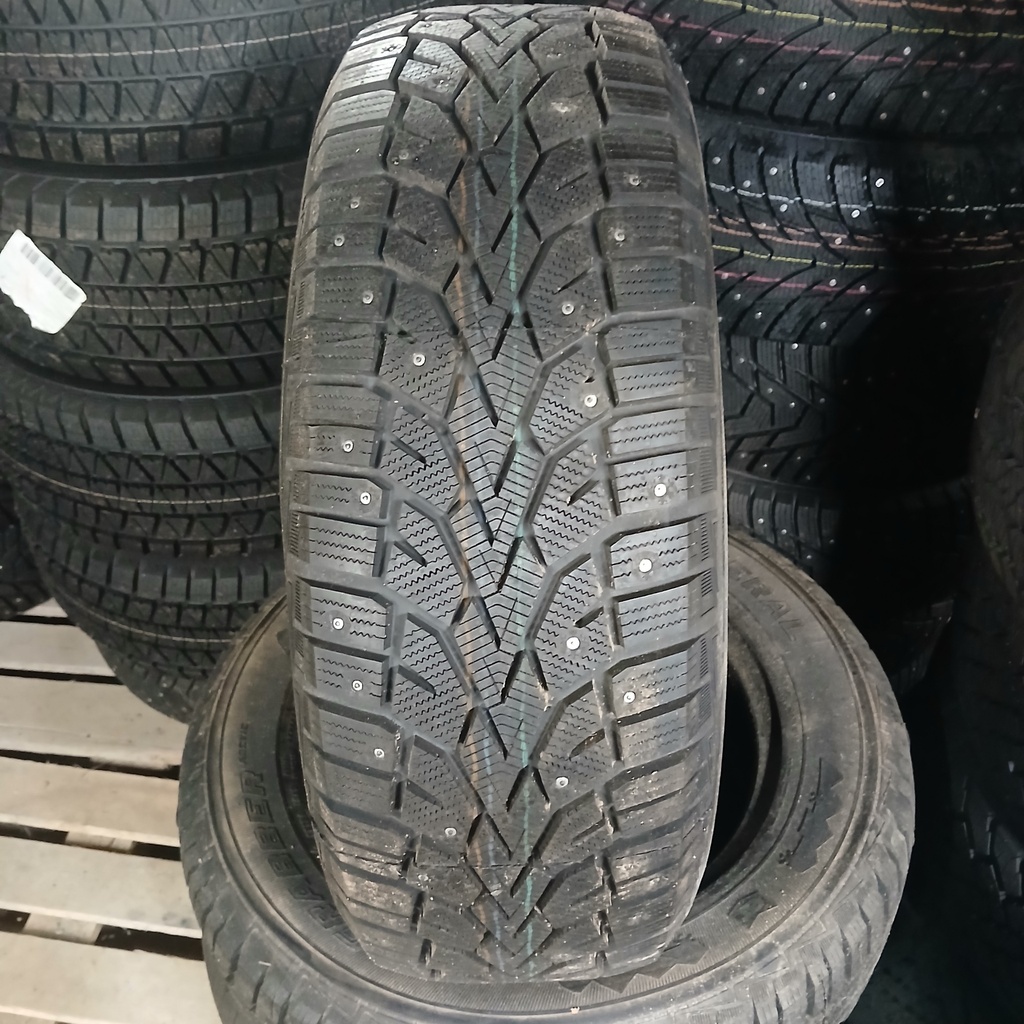 235/65R17 General Grapper Arctic DOT-16