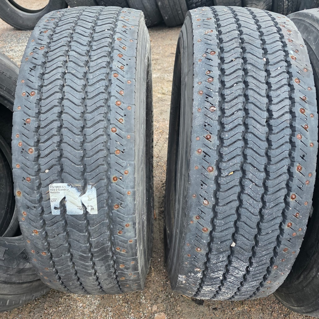315/70R22.5 152/148M continental HSW 2 Scandinavian M+S 3PMSF Nastoilla Käytetty KA-rengas Ohjaava (TALVI)