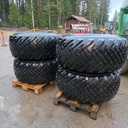 22.0/70-20 Käytetty perävaunun rengas vanteineen Pintaa: 15mm PJ: 10x335 KR: 221