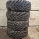 205/55R16 94T Goodyear Ultragrip Ice Arctic Käytetty nastarengas 8mm DOT-18