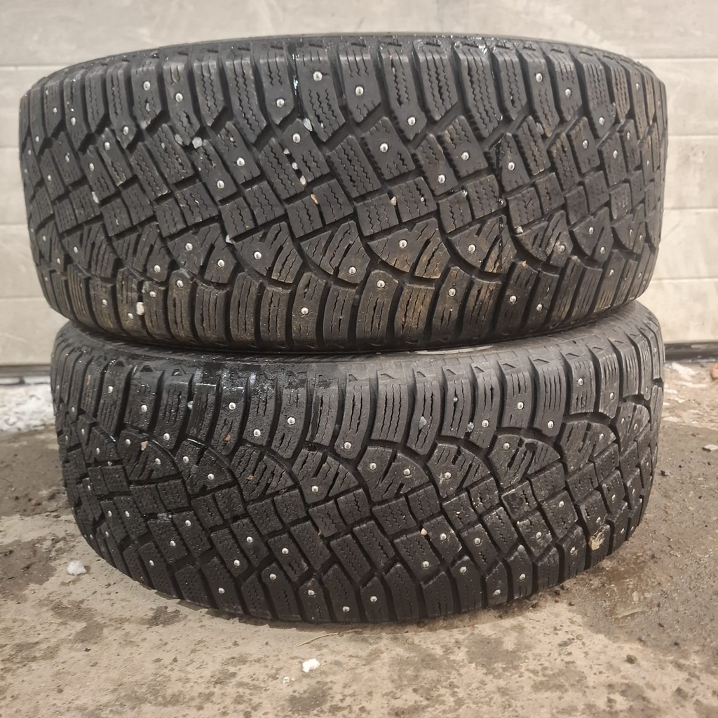 215/55R17 98T XL Continental Icecontact 2 Käytetty nastarengas 6mm DOT-17