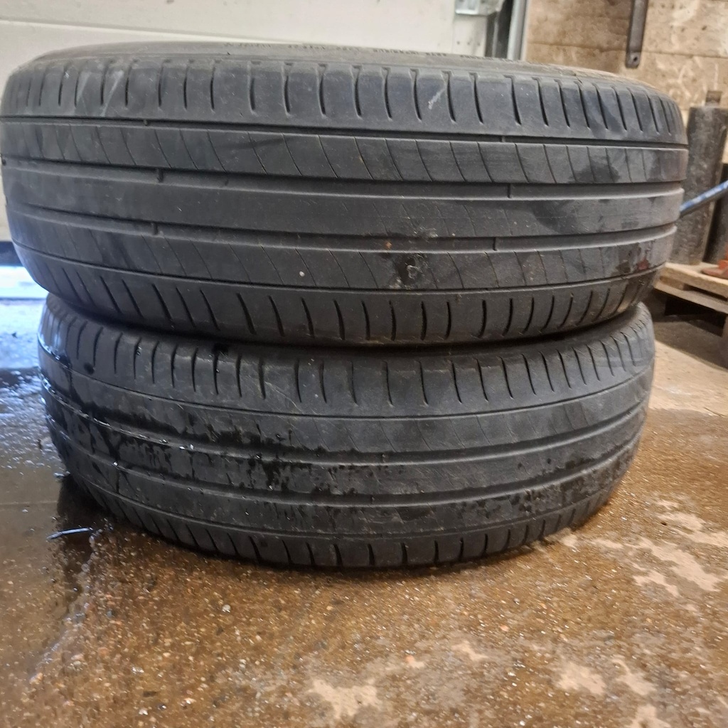 215/65R17 99V Michelin Primacy 3 Käytetty kesärengas 3-3,5mm DOT-19