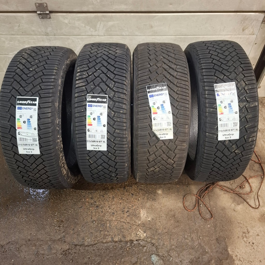215/50R19 97T XL Goodyear Ultragrip Ice 3 Ajamaton kitkarengas DOT-25 POISTOMYYNTI