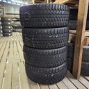 235/55R17 103T Kumho I'Zenwis KW19 Käytetty nastarengas 6,5-8mm DOT-12
