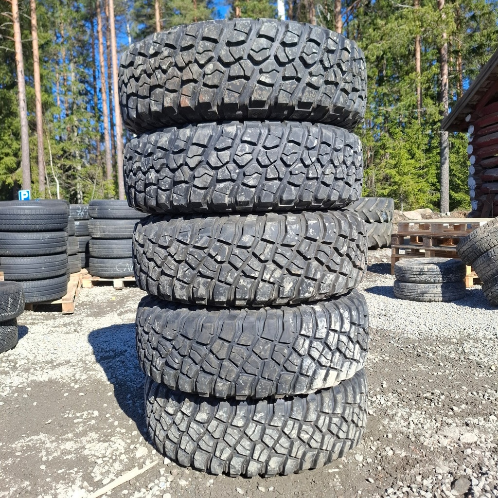 LT265/75R16 119/116Q BFGoodrich Mud-Terrain T/A Käytetty kesärengas DOT-17 -23