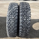 10.00R20 14pr DUNLOP SP883 Käytetty KA-rengas veto DOT-21 10mm