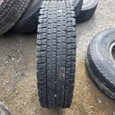 7.50R16 14pr YOKOHAMA SY297 Käytetty KA-rengas veto DOT-05 8mm