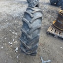 14.9-24 8pr CEAT FARMAX Käytetty rengas DOT-17 23mm