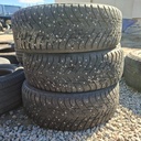 185/60R15 88T XL Nokian Hakkapeliitta 8 Käytetty nastarengas 6-7mm DOT-16