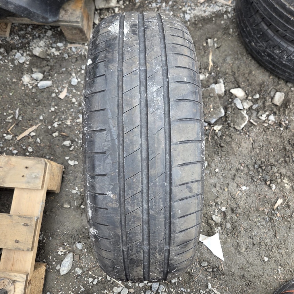195/65R15 91H Goodyear Efficient Grip Performance Käytetty kesärengas 4,5mm DOT-18