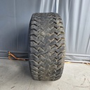16.5/70-18 10PR Prostor Käytetty perävaunun rengas pintaa keskellä noin 3mm, toinen laita kuluneempi (Vanha, Pientä kuivumaa)
