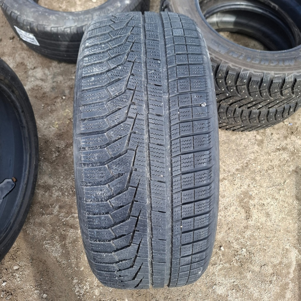 225/50R17 98V Hankook Winter i*cept evo 2 Käytetty kitkarengas 7mm DOT-17