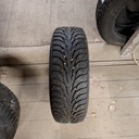 195/65R15 95T Yokohama IceGuard Stud Käytetty nastarengas 6mm DOT-11