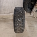 195/65R15 95T Pirelli Ice Zero Käytetty nastarengas 6,5mm DOT-19