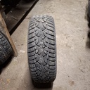 215/65R16 98Q Continental IceContact Käytetty nastarengas 8mm DOT-04