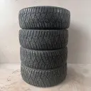 205/55R16 94T Dunlop IceTouch Käytetty nastarengas 6-8mm DOT-16 (Muutama nasta puuttuu)