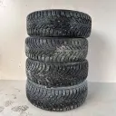 215/60R17 100T Nokian Hakkapeliitta 9 SUV Käytetty nastarengas 7,5-8,5mm DOT-20